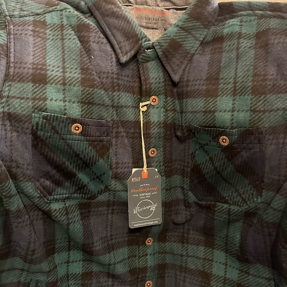 Weatherproof Plaid Quilted Jacket - Picture 4 of 5